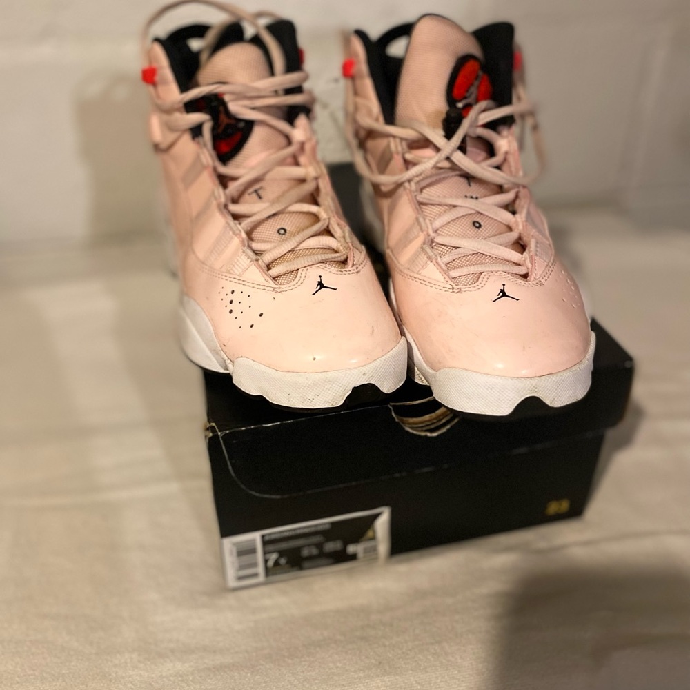 Jordan 6 Rings - Picture 5 of 6